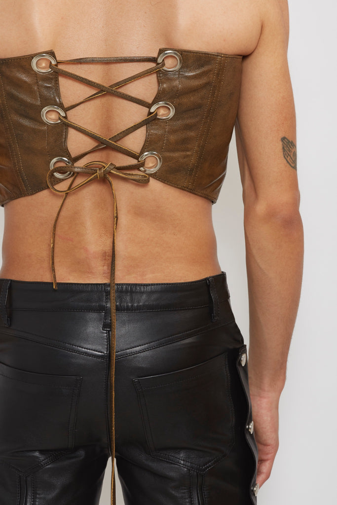 Amarradito: Leather Corset